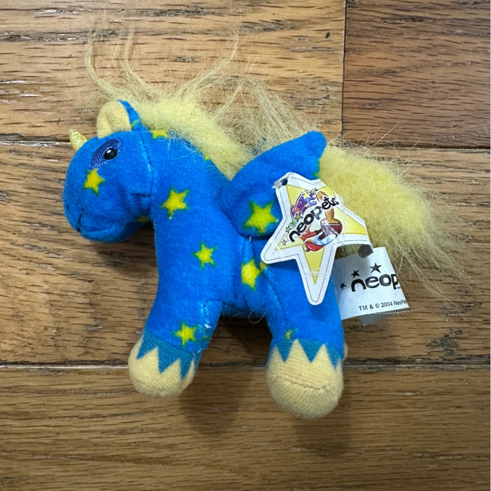 Neopets McDonald’s Starry Uni Plush